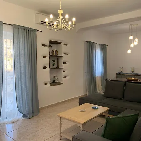 Agapi פארוס